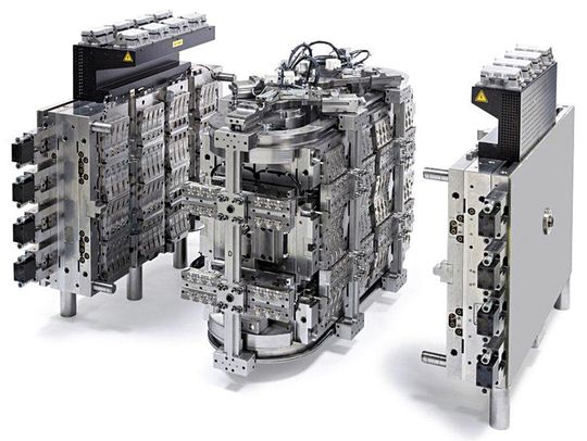 Boucherie’s 5-station Flexi-Cube is said to be the first of its kind. Boucherie’s 5-station Flexi-Cube is said to be the first of its kind.
