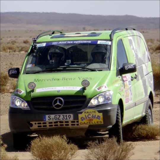 Überzeugender Auftritt bei der „Rallye Aïcha des Gazelles 2013“: Mercedes-Benz Vito 4x4. Überzeugender Auftritt bei der „Rallye Aïcha des Gazelles 2013“: Mercedes-Benz Vito 4x4.