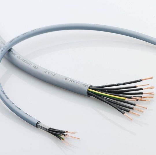 Vor über 50 Jahren hatte der Unternehmer Oskar Lapp die erste Anschluss- und Steuerleitung der Marke Ölflex entwickelt – es war die erste industriell gefertigte Leitung dieser Art weltweit. Vor über 50 Jahren hatte der Unternehmer Oskar Lapp die erste Anschluss- und Steuerleitung der Marke Ölflex entwickelt – es war die erste industriell gefertigte Leitung dieser Art weltweit.