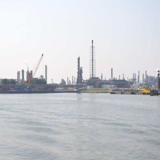 BASF's production site at Antwerp, Belgium, the biggest chemical site in the region, has its own deepwater port for ocean going vessels BASF's production site at Antwerp, Belgium, the biggest chemical site in the region, has its own deepwater port for ocean going vessels