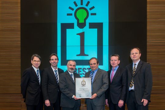 Auszeichnung als „Best Innovator“ für Faulhaber. Auszeichnung als „Best Innovator“ für Faulhaber.