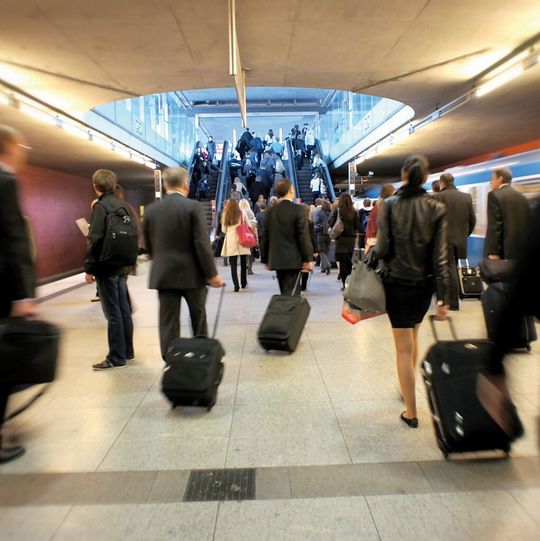 Beruflich unterwegs zu sein, ist längst zur Normalität geworden. Doch der Aufwand für die Reisekostenverwaltung ist selbst in Unternehmen mit kleinem Reiseaufkommen oft enorm. Beruflich unterwegs zu sein, ist längst zur Normalität geworden. Doch der Aufwand für die Reisekostenverwaltung ist selbst in Unternehmen mit kleinem Reiseaufkommen oft enorm.