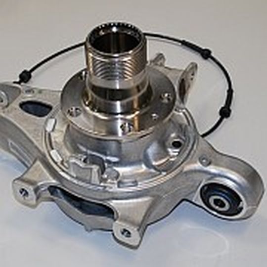 Das „Hub Knuckle Modul“ von SKF vereint Radträger und -lager für La Ferrari. Das „Hub Knuckle Modul“ von SKF vereint Radträger und -lager für La Ferrari.