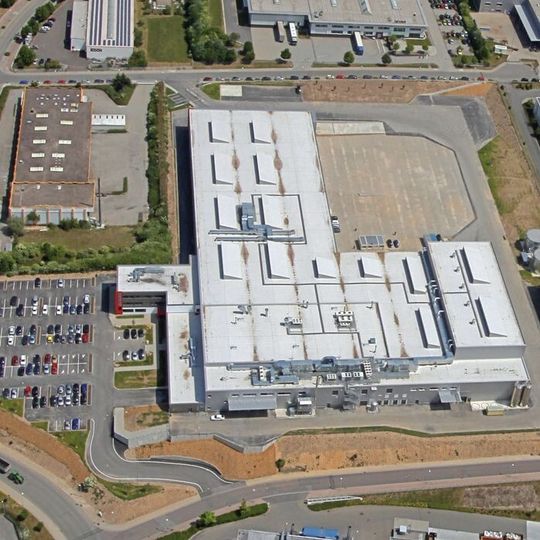 Das neue Werk des kanadischen Automobilzulieferers Magna im sächsischen Meerane. Das neue Werk des kanadischen Automobilzulieferers Magna im sächsischen Meerane.