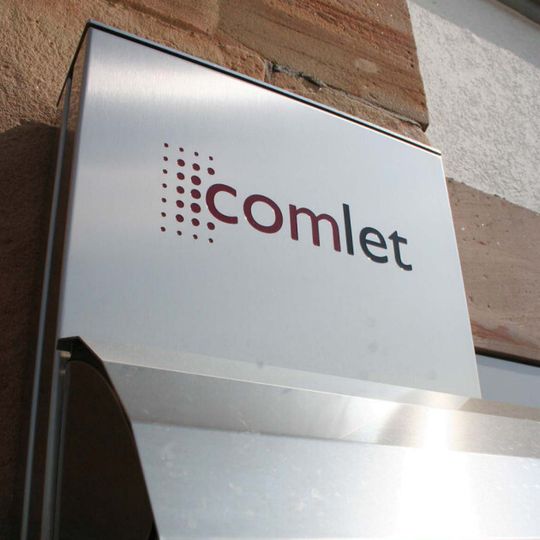 Nun auch im Rhein-Main-Gebiet vertreten: Comlet eröffnet in Darmstadt die dritte Niederlassung. Nun auch im Rhein-Main-Gebiet vertreten: Comlet eröffnet in Darmstadt die dritte Niederlassung.