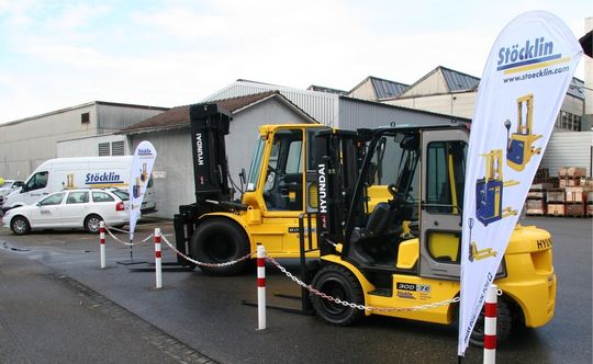 Stöcklin, mit Hauptsitz in Dornach bei Basel, übernahm ab 1.Februar 2013 den Vertrieb von Hyundai-Frontstaplern in der Schweiz.