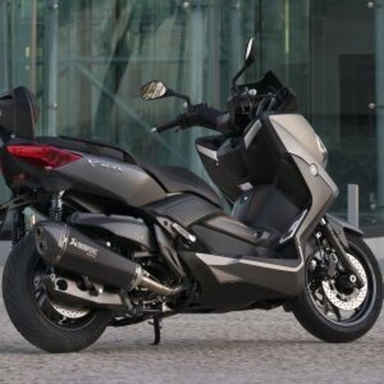 Seit Anfang Mai im Handel zu haben: Yamahas neues Roller-Modelll X-Max 400. Seit Anfang Mai im Handel zu haben: Yamahas neues Roller-Modelll X-Max 400.