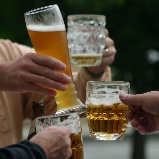 Der gängigen Vorstellung zu Folge das liebste Vatertags-Gadget: ein Bier. Doch auch die Elektronik hat einiges zu bieten, um diesen Tag zu bereichern. Der gängigen Vorstellung zu Folge das liebste Vatertags-Gadget: ein Bier. Doch auch die Elektronik hat einiges zu bieten, um diesen Tag zu bereichern.