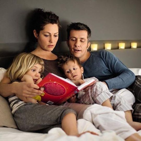 Sonntag ist Muttertag: Zeit für ein gemütliches Frühstück im Bett – und ein paar Gadget-Geschenke Sonntag ist Muttertag: Zeit für ein gemütliches Frühstück im Bett – und ein paar Gadget-Geschenke