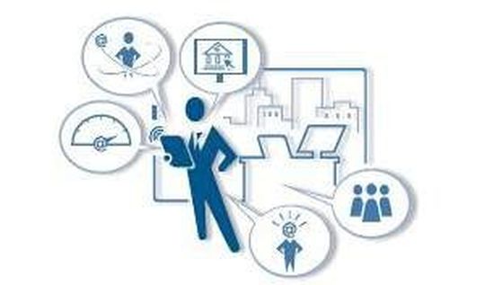 Der „Reflektierte Profi“ ist im Schnitt 41 Jahre alt und männlich. Er nutzt das Internet vor allem über ein Notebook, um zu recherchieren, Preise zu vergleichen oder Online zu shoppen.