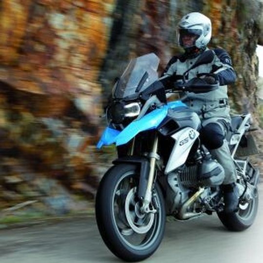 »bike und business«-Redakteur Markus Lauer konnte die neue BMW R 1200 GS testen. »bike und business«-Redakteur Markus Lauer konnte die neue BMW R 1200 GS testen.