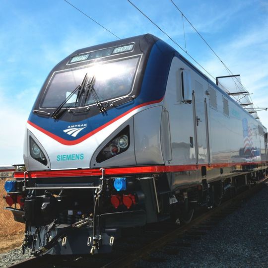 Speist seine Bremsenergie in das Netz zurück: Amtrak Cities Sprinter Speist seine Bremsenergie in das Netz zurück: Amtrak Cities Sprinter