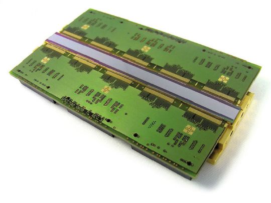 Abb. 2: Der Direct-Charge-Detektor Ion 120 deckt den gesamten Massenbereich von Lithium bis Uran in 4800 separaten Kanälen ab. Abb. 2: Der Direct-Charge-Detektor Ion 120 deckt den gesamten Massenbereich von Lithium bis Uran in 4800 separaten Kanälen ab.