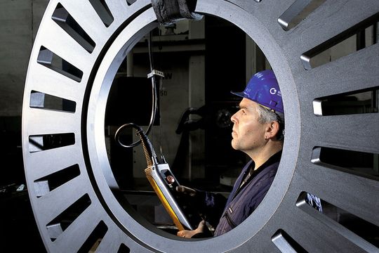 Die Chemieindustrie schätzt Spezialgraphite als temperatur- und korrosionsbeständige Hochleistungsmaterialien. Die Chemieindustrie schätzt Spezialgraphite als temperatur- und korrosionsbeständige Hochleistungsmaterialien.
