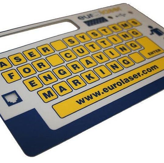 Der Laser bietet beim Schneiden von modernen Folientastaturen, die sich einen festen Platz in vielen Industriezweigen erobert haben, deutliche Vorteile im Vergleich zu mechanischen Verfahren. Der Laser bietet beim Schneiden von modernen Folientastaturen, die sich einen festen Platz in vielen Industriezweigen erobert haben, deutliche Vorteile im Vergleich zu mechanischen Verfahren.