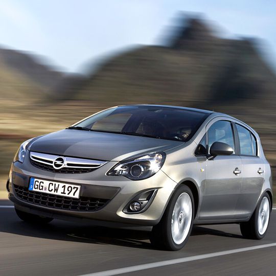 Für die Opfer der Flutkatastrophe stellt Opel kostenlose Leihwagen zur Verfügung. Für die Opfer der Flutkatastrophe stellt Opel kostenlose Leihwagen zur Verfügung.