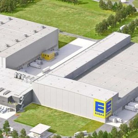 Edeka ist ein wichtiger Kunde von Witron. Zahlreiche Lager wurden von den Oberpfälzern bereits ausgestattet. Edeka ist ein wichtiger Kunde von Witron. Zahlreiche Lager wurden von den Oberpfälzern bereits ausgestattet.
