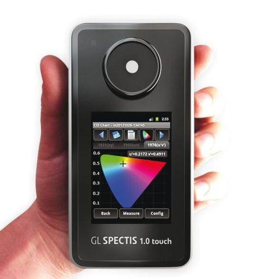 Alle wichtigen photometrischen Parameter im Blick: Das Spektrometer GL SPECTIS 1.0 touch Alle wichtigen photometrischen Parameter im Blick: Das Spektrometer GL SPECTIS 1.0 touch