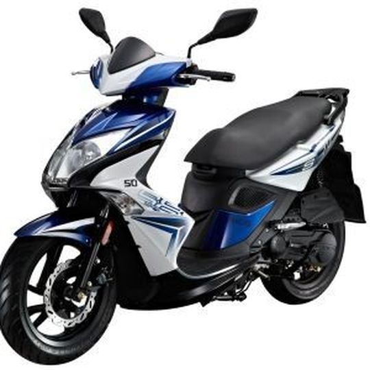 Der Kymco Super 8 125 hat 9,5 PS. Der Kymco Super 8 125 hat 9,5 PS.