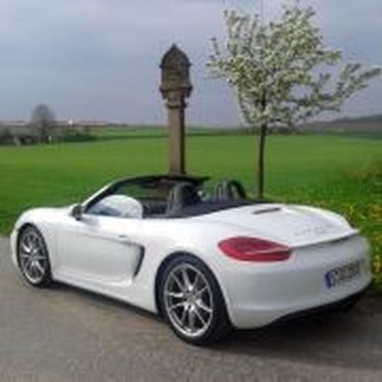Kratzt er am heiligen 911-er-Gral? Das Zeug dazu hätte die 3. Generation des Porsche Boxster. Kratzt er am heiligen 911-er-Gral? Das Zeug dazu hätte die 3. Generation des Porsche Boxster.