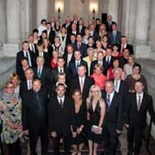 26 herausragende Betriebe hat Skoda Deutschland in den Skoda-Club 2013 neu aufgenommen und sich bei ihnen für ihre Leistungen bedankt. 26 herausragende Betriebe hat Skoda Deutschland in den Skoda-Club 2013 neu aufgenommen und sich bei ihnen für ihre Leistungen bedankt.