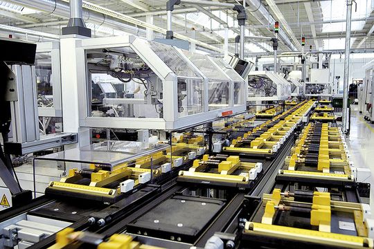 Dank vollautomatisierter Produktion für die Automobilindustrie können Standard-Antriebe sehr kostengünstig bezogen werden. Dank vollautomatisierter Produktion für die Automobilindustrie können Standard-Antriebe sehr kostengünstig bezogen werden.