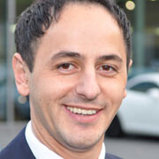 Mentor Hajdari kam 2004 als Neuwagenverkäufer zur Bald AG. Mentor Hajdari kam 2004 als Neuwagenverkäufer zur Bald AG.