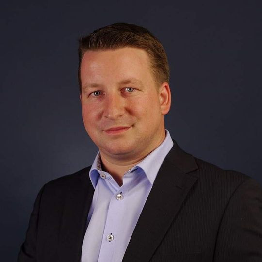Der ehemalige Also-Manager Jochen Bless heuert bei Action IT an. Der ehemalige Also-Manager Jochen Bless heuert bei Action IT an.