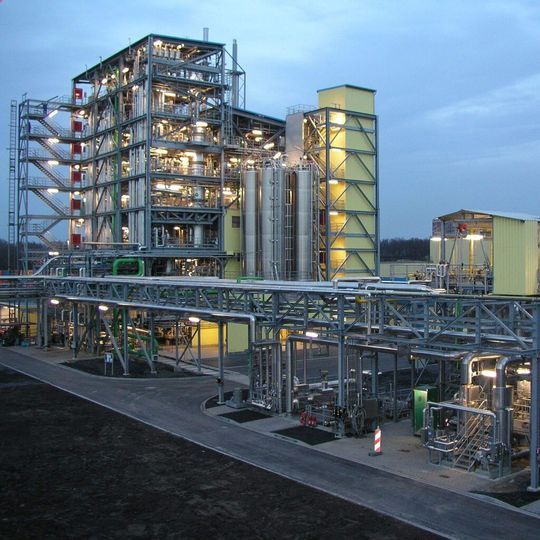 Lanxess hat auf seiner World Scale-Anlage in Hamm-Uentrop aus 20 t biobasiertem Butandiol (BDO) Polybutylenterephthalat (PBT) produziert. Das eingesetzte BDO wurde mit der Prozesstechnologie von Genomatica hergestellt. Lanxess hat auf seiner World Scale-Anlage in Hamm-Uentrop aus 20 t biobasiertem Butandiol (BDO) Polybutylenterephthalat (PBT) produziert. Das eingesetzte BDO wurde mit der Prozesstechnologie von Genomatica hergestellt.