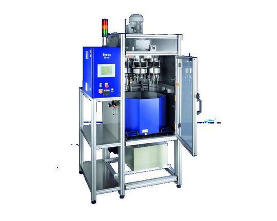 Zur Auslegung von Anlagen für das Schleppfinishing von Werkzeugteilen sind genaue Angaben über das Maß der Kantenverrundung erforderlich. Bild: Otec Zur Auslegung von Anlagen für das Schleppfinishing von Werkzeugteilen sind genaue Angaben über das Maß der Kantenverrundung erforderlich. Bild: Otec