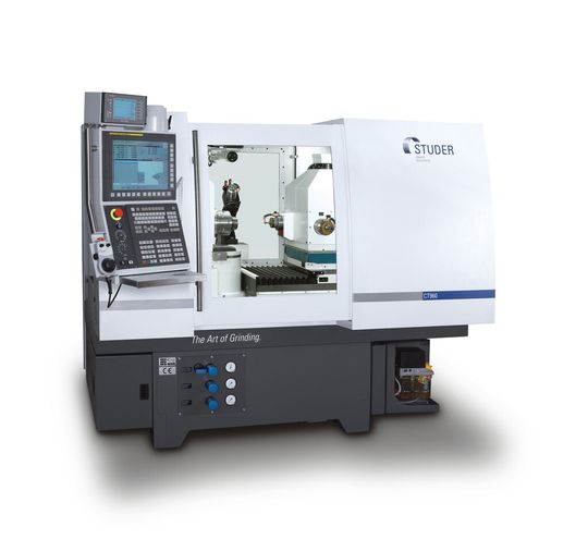 Die CT960 im neuen Kleid gewann die Goldmedaille in der Kategorie „Innovations-Technologies-Machines Poland“. Die CT960 im neuen Kleid gewann die Goldmedaille in der Kategorie „Innovations-Technologies-Machines Poland“.