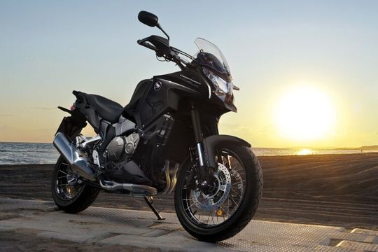Crosstourer von Honda mit Preisvorteil. Crosstourer von Honda mit Preisvorteil.