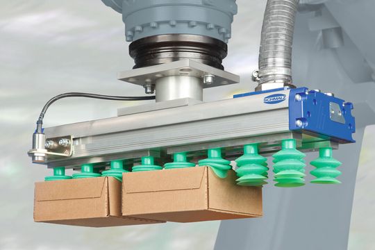 Flexibilität plus Power: Die dritte Flächengreifer-Generation FMP/FXP überzeugt durch prozesssicheres Handling und hohe Servicefreundlichkeit. Flexibilität plus Power: Die dritte Flächengreifer-Generation FMP/FXP überzeugt durch prozesssicheres Handling und hohe Servicefreundlichkeit.