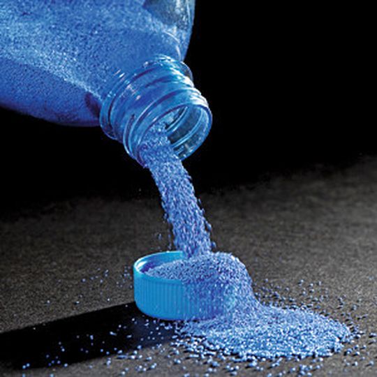 Bild 1: Mit Novopearls Mikrogranulat gelingt das einfache Selbsteinfärben von Kunststoffen. Bild 1: Mit Novopearls Mikrogranulat gelingt das einfache Selbsteinfärben von Kunststoffen.