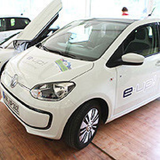 Die Elektroversion des VW Up kommt im Herbst in den Handel. Im Vorabtest erweist sich das Modell als alltagstauglich. Die Elektroversion des VW Up kommt im Herbst in den Handel. Im Vorabtest erweist sich das Modell als alltagstauglich.