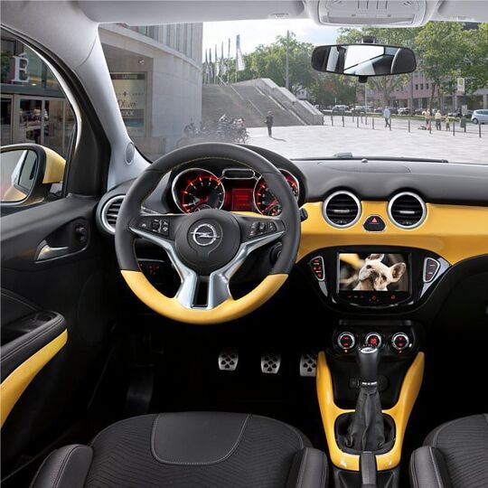 Opel Adam erhält Designpreis für Innenraum