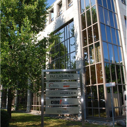 Einer der beiden neuen Standorte der MBtech: Leopoldstraße in München. Einer der beiden neuen Standorte der MBtech: Leopoldstraße in München.