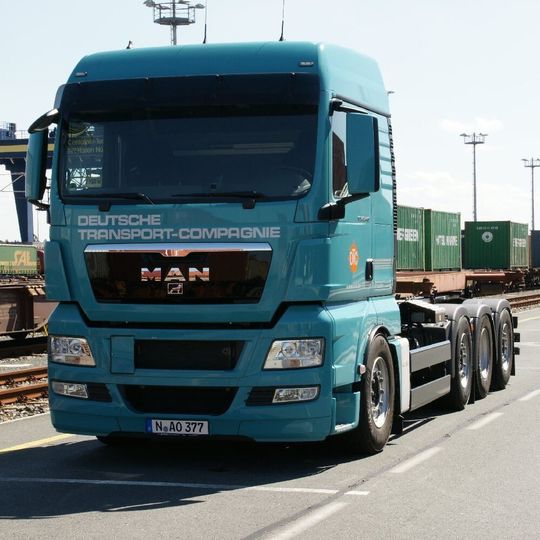 Vom Standort Nürnberg werden jetzt seit Anfang Juli vor allem Waren aus dem Automobilbereich gebündelt und per Luft- oder Seefracht in die ganze Welt versendet. Vom Standort Nürnberg werden jetzt seit Anfang Juli vor allem Waren aus dem Automobilbereich gebündelt und per Luft- oder Seefracht in die ganze Welt versendet.