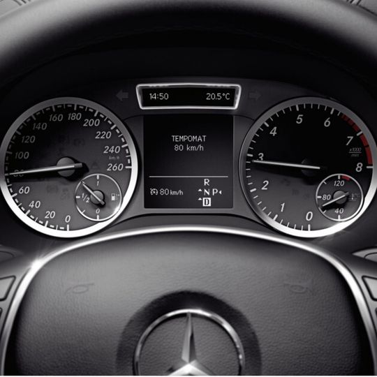 Die franzöische Studie identifiziert vor allem den Tempomat als Assistenten, der die Aufmerksamkeit der Fahrer senkt. Die franzöische Studie identifiziert vor allem den Tempomat als Assistenten, der die Aufmerksamkeit der Fahrer senkt.