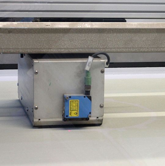 Das 3D-Drucksystem S-Max baut Sandgussformen in einer Druckauflösung von 0,07 mm × 0,98 mm (X × Y) auf.