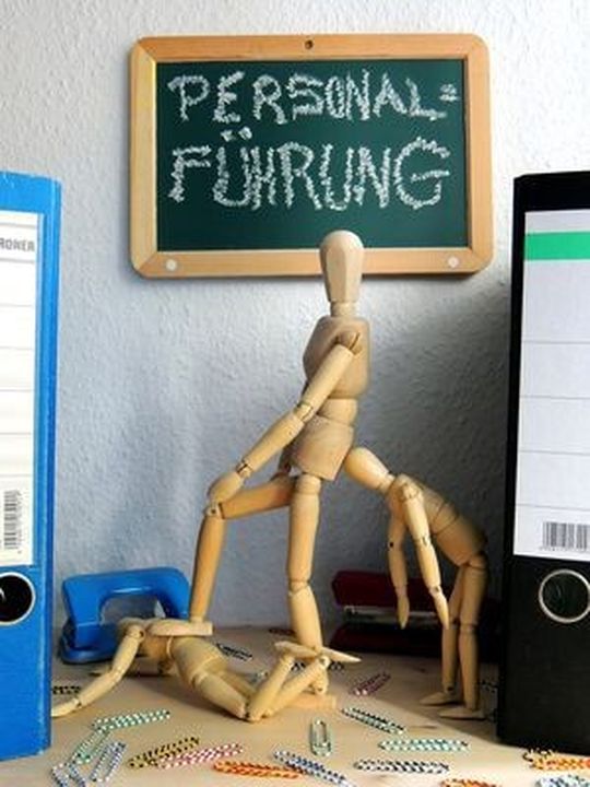 Mitarbeiter können unter der richtigen Führung ihren Vorgesetzten entlasten - wenn dieser sie nur lässt.