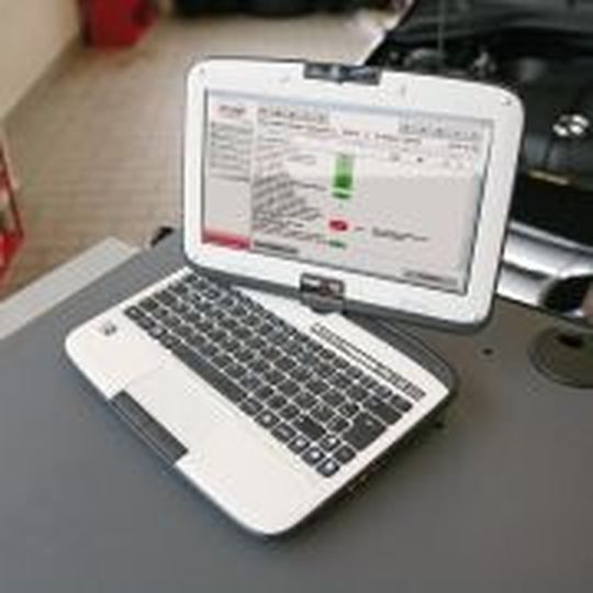 Der iQ 150 von WOW unterstützt Werkstätten auch im Serviceannahmeprozess.