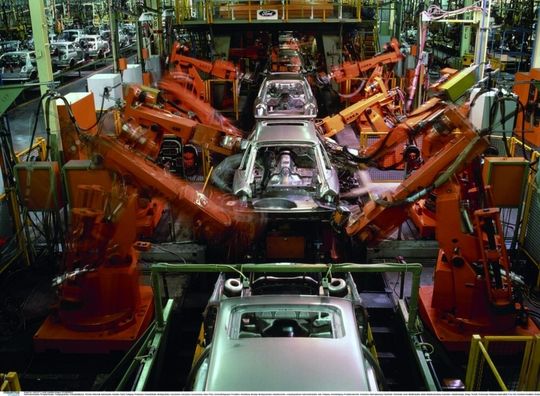 Nicht allein im Automobilbau verkürzt die Reihenklemmen-Konfigurationssoftware wieplan 3.0 den Engineering-Prozess beim Planen von Schaltschränken und Konfigurieren von Reihenklemmen. Nicht allein im Automobilbau verkürzt die Reihenklemmen-Konfigurationssoftware wieplan 3.0 den Engineering-Prozess beim Planen von Schaltschränken und Konfigurieren von Reihenklemmen.