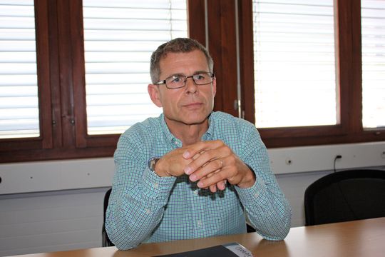 Das Verkaufen von Produkten ohne dazugehörige Dienstleistungen ist praktisch nicht mehr möglich. Das Verkaufen von Produkten ohne dazugehörige Dienstleistungen ist praktisch nicht mehr möglich.