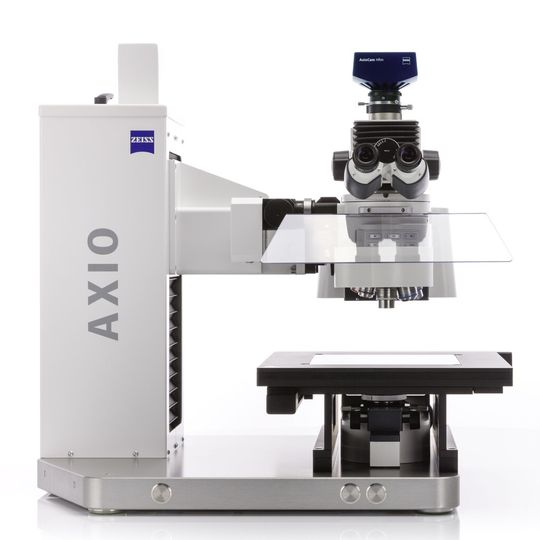 Axio Imager Vario von Zeiss mit motorisierter Säule und Reinraum-Kit. Axio Imager Vario von Zeiss mit motorisierter Säule und Reinraum-Kit.