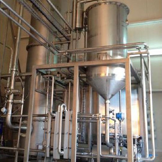 Das neue Entalkoholisierungs-Modul von Alfa Laval für gekühltes Bier mit einem niedrigen Alkoholgehalt von unter 0,5%, mit dem die Betriebskosten deutlich gesenkt werden