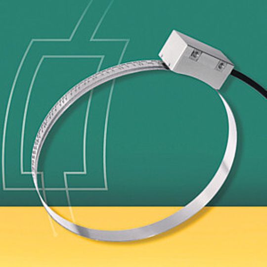 Mit dem Winkelmesssystem WMIA hat AMO sein Angebot um ein Gerät mit absolutem Messverfahren erweitert. Damit sind Auflösungen in Bruchteilen eines Mikrometers möglich. Mit dem Winkelmesssystem WMIA hat AMO sein Angebot um ein Gerät mit absolutem Messverfahren erweitert. Damit sind Auflösungen in Bruchteilen eines Mikrometers möglich.