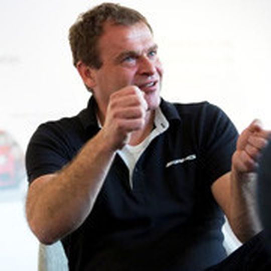 „Benzin im Blut“: Tobias Moers (47) wird zum 1. Oktober neuer Geschäftsführer der Affalterbacher High-Performance-Schmiede Mercedes-AMG. „Benzin im Blut“: Tobias Moers (47) wird zum 1. Oktober neuer Geschäftsführer der Affalterbacher High-Performance-Schmiede Mercedes-AMG.