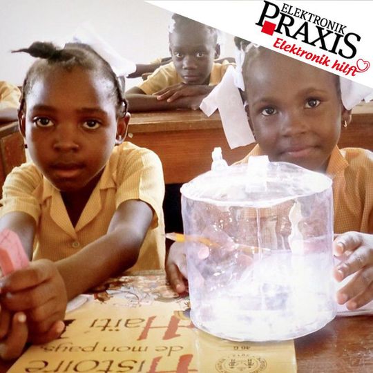 Die Lampe Luci liefert zuverlässig dort Licht, wo es keinen Stromanschluss gibt.