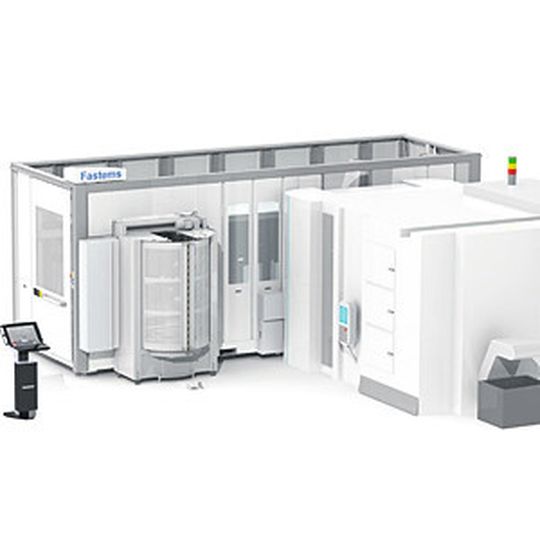 Flexible Palettencontainer – links im Hintergrund – sollen sich als Einstiegslösungen für die Fabrikautomatisierung schon in vielen Fällen bewährt haben.